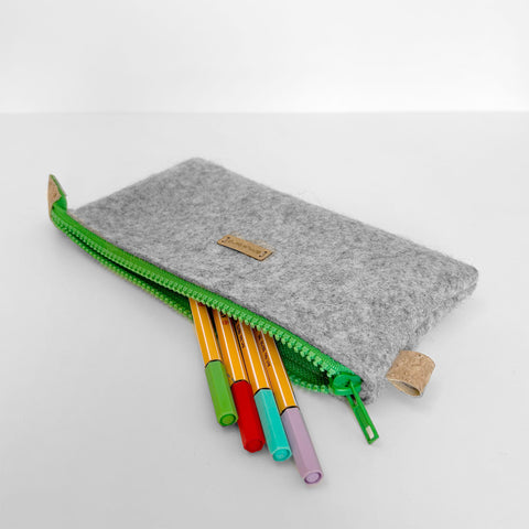 Penalhus lysgrå-grøn | MISK