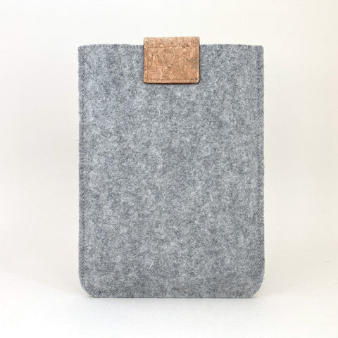 Skræddersyet e-læser etui | med magnetlukning og ekstra rum | lysegrå - Bloom | Model "HAKA"