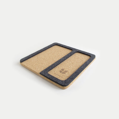 Organizer til mobiltelefon, briller, notesblok, ur & Co. | lavet af filt og kork | antracit