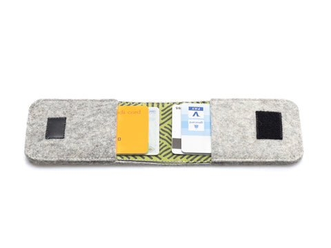 EC-kortetui lavet af filt | lysegrå - Stripes