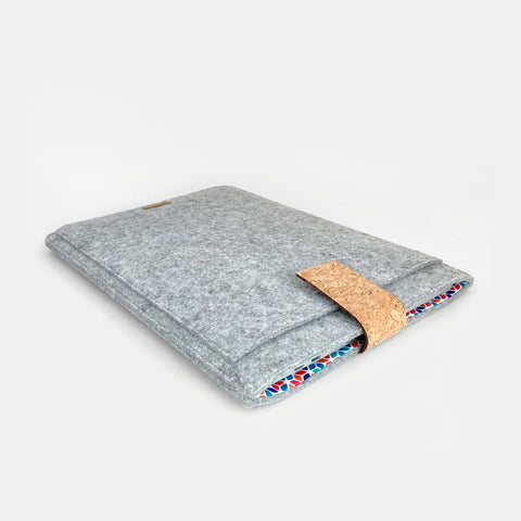 Etui til MacBook Pro 16 | med magnetlukning og ekstra rum  | lysegrå - Farverig | Model "HAKA"
