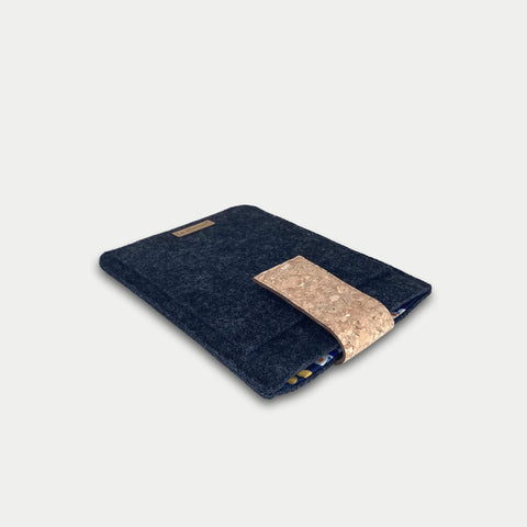 Skræddersyet e-læser etui | med magnetlukning og ekstra rum | antracit - Bloom | Model "HAKA"