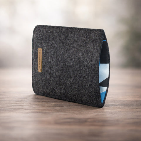 Etui til mobiltelefon | fremstillet af filt og økologisk bomuld | antracit - shapes | "LET"-model