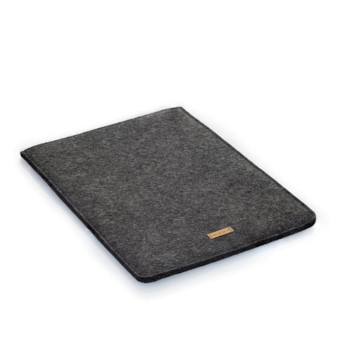 Taske til MacBook Air M3 15.3 | lavet af filt og økologisk bomuld | antracit - striber | Model "LET"