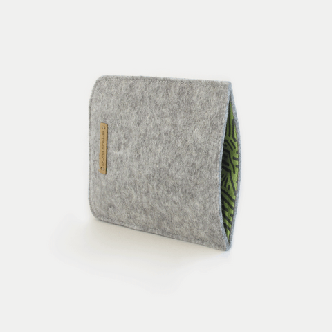 Telefoncover til Google Pixel 8 Pro | lavet af filt og økologisk bomuld | lysegrå - striber | Model "LET"