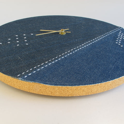 Vægur Wabi Sabi Denim rundt 30 cm | Denim - Guld | Design: Yokohama