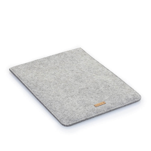 Sleeve til MacBook Pro 13 | fremstillet af filt og økologisk bomuld | lysegrå - Tracks | "LET"-model