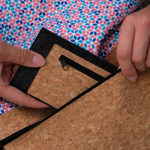 Mobiltelefontaske med kortrum til Xiaomi 12 | antracit - farverig | Model "ZIP"