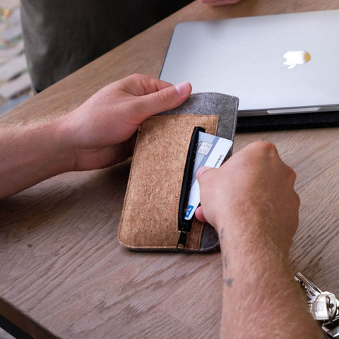 Mobiltelefontaske med kortrum til Xiaomi 13 Lite | lysegrå - blomstrer | Model "ZIP"