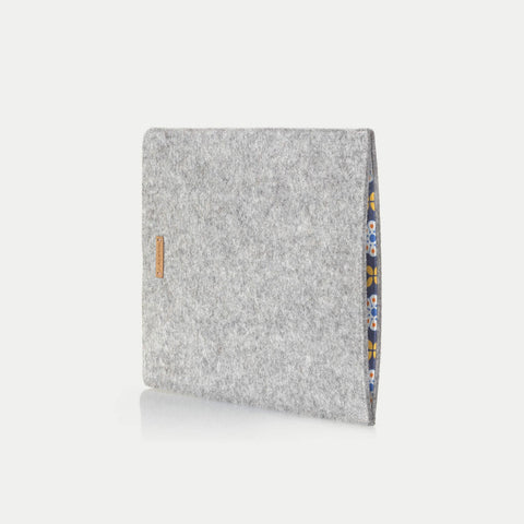 Cover til Galaxy Tab A9 Plus | lavet af filt og økologisk bomuld | lysegrå - blomstrer | Model "LET"
