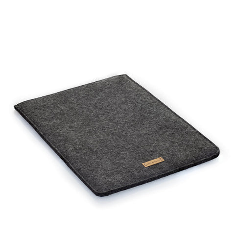 Sleeve til Surface Go 3 | fremstillet af filt og økologisk bomuld | antracit - tracks | "LET"-model