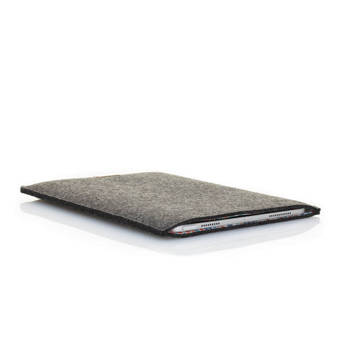 Sleeve til iPad Mini - 6. generation | fremstillet af filt og økologisk bomuld | antracit - colorful | "LET"-model