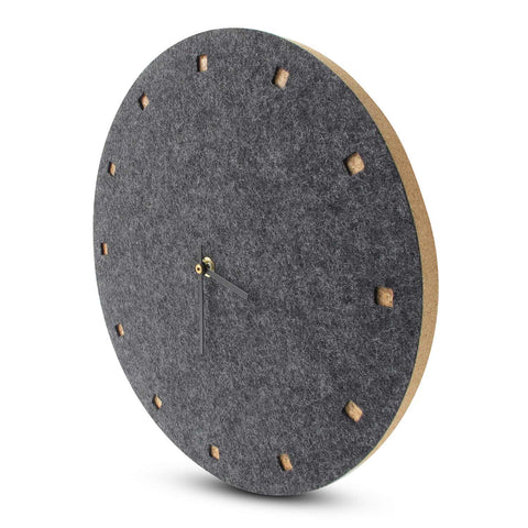 Vægur lavet af filt og kork 30 cm | antracit - sort | Design: Esbjerg