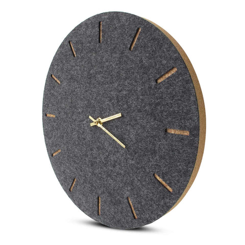 Vægur lavet af filt og kork 30 cm | antracit - guld | Design: København