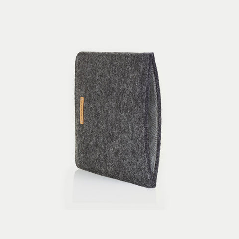 Skræddersyet eReader-cover | fremstillet af filt og økologisk bomuld | antracit - tracks | "LET"-model