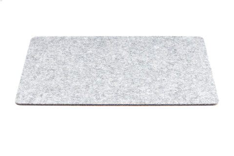 Måtte til MacBooks lavet af filt og kork | 26x38cm | lysegrå